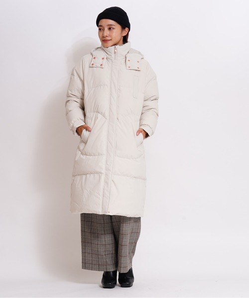 GIORDANO（ジョルダーノ）の「[ GIORDANO ]スタンドフードロングダウンジャケット | 撥水/防風/ダウン80% フェザー20%（ダウンジャケット/コート・レディース・ブラック/グレー・X-LARGE/MEDIUM/LARGE/SMALL）」の16枚目の写真