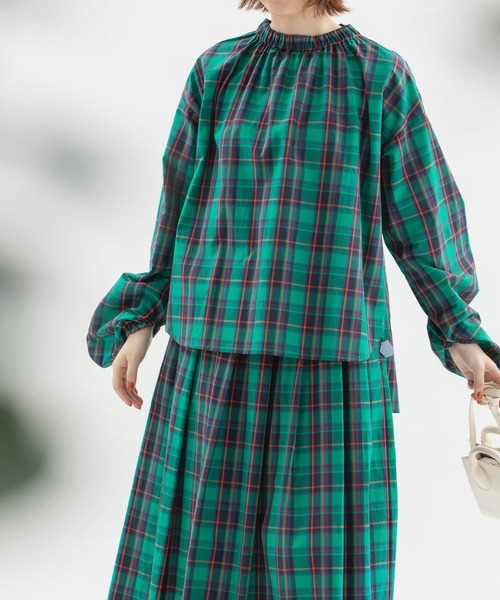 タイプライタータータンチェックギャザーネックブラウス