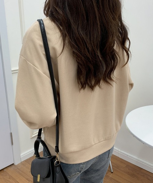 ECLIN(エクラン)の「ポロ襟ボリュームスリーブワッフルトップス(Tシャツ/カットソー・レディース・ホワイト/ブラック/ベージュ/グレー・FREE)」の11枚目の写真