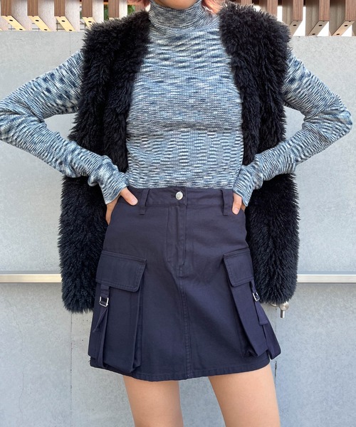 WEGO（ウィゴー）の「WEGO/【一部店限定】デザインポケットカーゴミニスカート（スカート・レディース・ブラック/カーキ/ネイビー/オリーブ・FREE）」の4枚目の写真