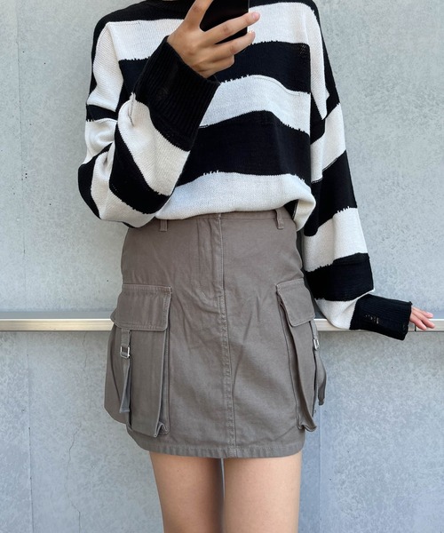 WEGO（ウィゴー）の「WEGO/【一部店限定】デザインポケットカーゴミニスカート（スカート・レディース・ブラック/カーキ/ネイビー/オリーブ・FREE）」の3枚目の写真