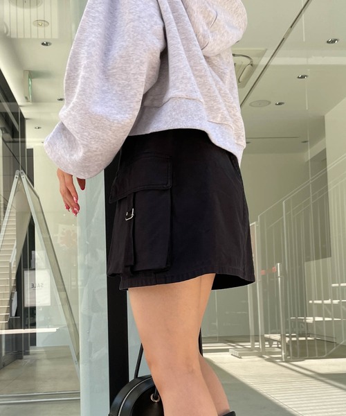 WEGO（ウィゴー）の「WEGO/【一部店限定】デザインポケットカーゴミニスカート（スカート・レディース・ブラック/カーキ/ネイビー/オリーブ・FREE）」の7枚目の写真