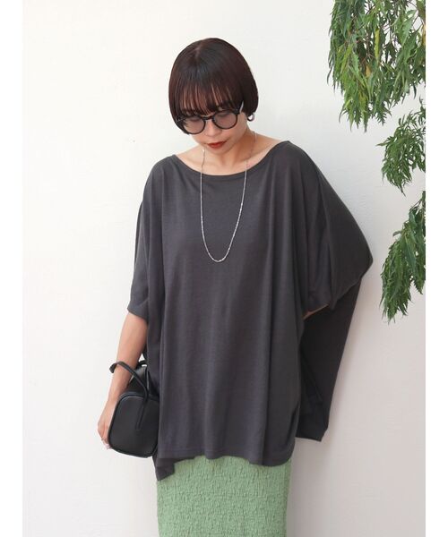 Ungrid(アングリッド)の「リネン混ルーズトップス(Tシャツ/カットソー・レディース・チャコールグレー/ベージュ/オレンジ・FREE)」の5枚目の写真