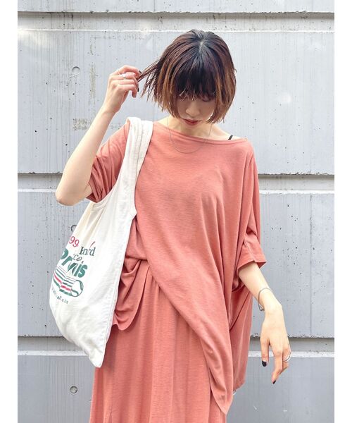 Ungrid(アングリッド)の「リネン混ルーズトップス(Tシャツ/カットソー・レディース・チャコールグレー/ベージュ/オレンジ・FREE)」の8枚目の写真