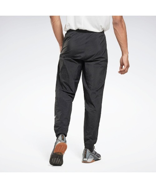 Reebok（リーボック）の「トレイン ウーブン パンツ / TRAIN WOVEN PANT（スウェットパンツ・メンズ・ブラック/ブルー・X-SMALL/SMALL/MEDIUM/LARGE/X-LARGE/XX-LARGE/XXX-LARGE）」の8枚目の写真