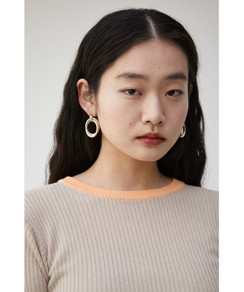 AZUL by moussy(アズールバイマウジー)の「MULTICOLOURED METAL EARRINGS/マルチカラーメタルピアス(ピアス(両耳用)・レディース・マルチ・FREE)」の3枚目の写真