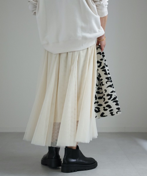 ap retro(アプレトロ)の「チュールパネルロングスカート(スカート・レディース・グレー/アイボリー/ブラック・FREE)」の4枚目の写真