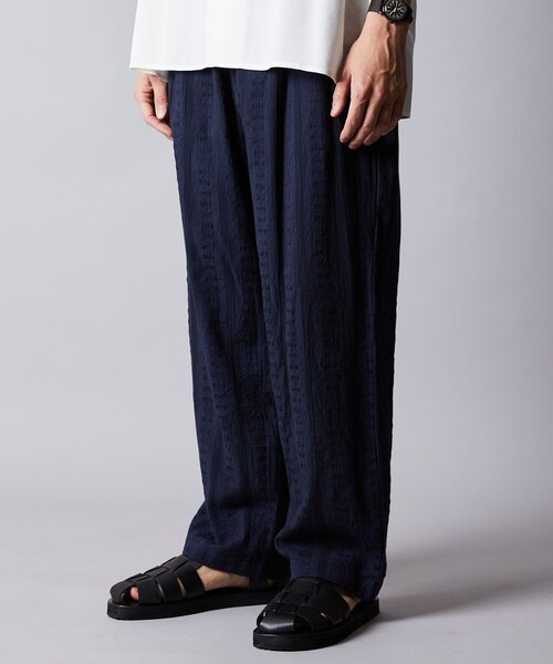 FREAK'S STORE（フリークスストア）の「【限定展開】Relax Fit リラックスフィット 総柄 ジャガード イージーパンツ/ワイドパンツ（その他パンツ・メンズ・ブラック/ネイビー/ブラウン/オリーブ・SMALL/MEDIUM/LARGE）」の4枚目の写真
