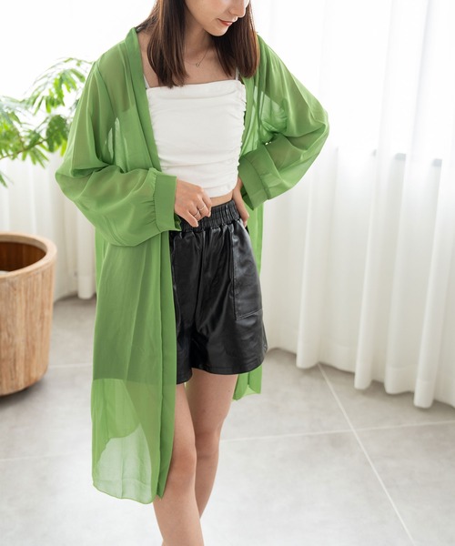 NinaetLina(ニナエリナ)の「シアーロングカーディガン(カーディガン/ボレロ・レディース・パープル/グリーン/イエロー/ブラック/ホワイト/ブルー/ライトベージュ・L/M/XL)」の4枚目の写真