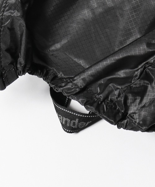 and wander（アンドワンダー）の「and wander/アンドワンダー sil daypack リュック（バックパック/リュック・メンズ・オフホワイト/カーキ/イエロー/チャコール・FREE）」の9枚目の写真