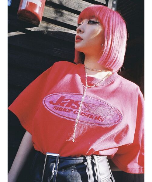 jouetie（ジュエティ）の「jassie BIG Tシャツ【コラボ】（Tシャツ/カットソー・レディース・ブラック/レッド/オフホワイト・MEDIUM）」の3枚目の写真