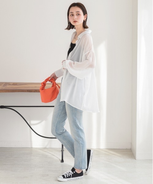 ad thie(アドティエ)の「ビッグシルエット カラーシアーシャツ(シャツ/ブラウス・レディース・ライトグレー/オレンジ/ブルー/オフホワイト/グリーン/ピンク/パープル/ブラック・MEDIUM/LARGE)」の19枚目の写真