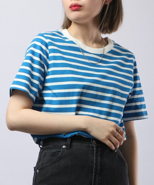 FUNALIVE(ファンアライブ)の「PAGE ONE コットンコーマ糸半袖Tシャツ(Tシャツ/カットソー・レディース・ネイビー/パープル/レッド/グリーン/ブラック/ブルー・M/L/LL)」の4枚目の写真