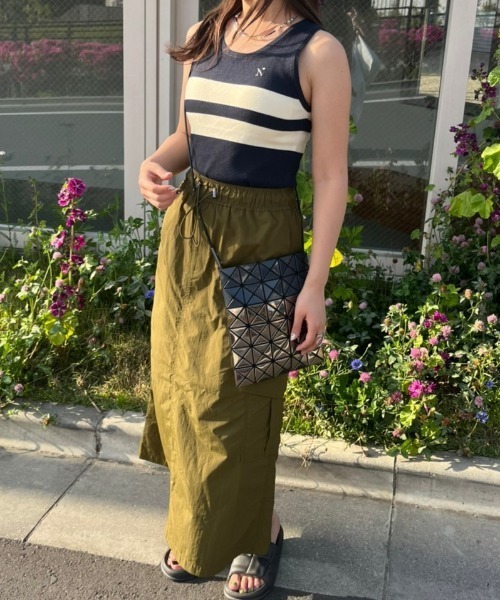 nemne store（ネンネストア）の「【低身長用サイズあり】刺繍入りラインニットタンクトップ（タンクトップ・レディース・ネイビー/グリーン・SMALL/MEDIUM）」の6枚目の写真