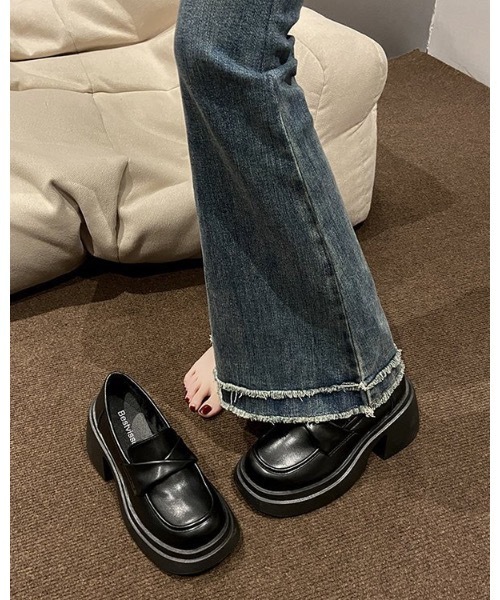 Burner(バーナー)の「【OKUOKU 0909】厚底 ローファー oku-shoes-718633510728-29 M(ローファー・レディース・アイボリー/ブラック・36/38/40/39)」の8枚目の写真