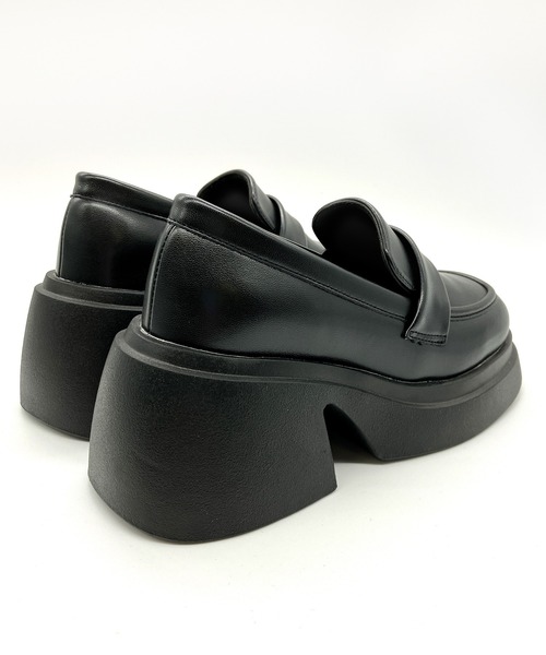 Noubel Voug Relax(ヌーベルヴォーグリラックス)の「厚底 スクエアトゥ コインローファー(ローファー・レディース・ブラック/ブラック系その他・S/L/M/LL)」の8枚目の写真