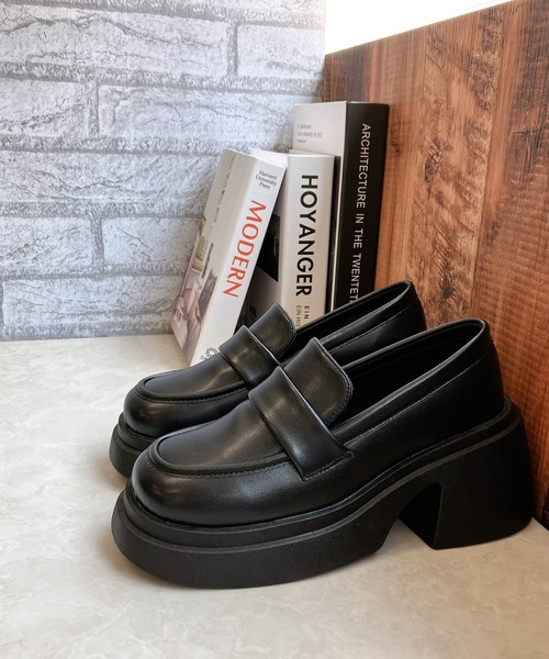 Noubel Voug Relax(ヌーベルヴォーグリラックス)の「厚底 スクエアトゥ コインローファー(ローファー・レディース・ブラック/ブラック系その他・S/L/M/LL)」の16枚目の写真