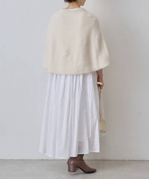 BEARDSLEY(ビアズリー)の「ファーニットポンチョ(ニット/セーター・レディース・ホワイト/ブラック・FREE)」の12枚目の写真