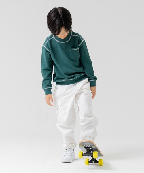 JAM & LINK(ジャムアンドリンク)の「配色ステッチ 無地裏毛トレーナー(スウェット・キッズ・オフホワイト/ブルー/チャコールグレー/グリーン/ピンク/ワインレッド/マスタード/パープル/ミント/ネイビー/ベージュ/ブラック・90cm/100cm/110cm/120cm/130cm/140cm/150cm/160cm)」の18枚目の写真