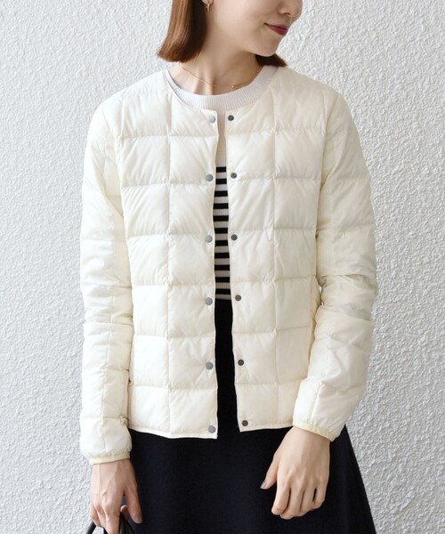 TAION（タイオン）の「TAION:〈手洗い可能〉インナー ショート ダウン ジャケット 24FW（ダウンジャケット/コート・レディース・クリーム/ライトブルー/ブラック/ホワイト・ONE SIZE）」の2枚目の写真