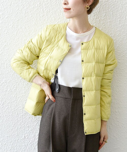 TAION（タイオン）の「TAION:〈手洗い可能〉インナー ショート ダウン ジャケット 24FW（ダウンジャケット/コート・レディース・クリーム/ライトブルー/ブラック/ホワイト・ONE SIZE）」の4枚目の写真