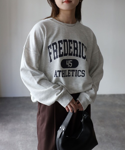 Riberry（リベリー）の「FREDERICKプリントトレーナー（スウェット・レディース・オートミール/ブラック/ネイビー/グリーン/アイボリー/チャコールグレー・FREE）」の16枚目の写真