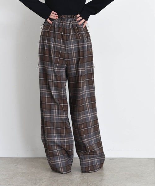 Eimee Law（エイミーロウ）の「ロゴテープベルト タックワイドパンツ（その他パンツ・レディース・ブラック/チャコールグレー/ダークベージュ/ブラウン/グレー系・38/FREE）」の8枚目の写真
