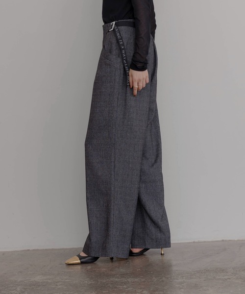 Eimee Law（エイミーロウ）の「ロゴテープベルト タックワイドパンツ（その他パンツ・レディース・ブラック/チャコールグレー/ダークベージュ/ブラウン/グレー系・38/FREE）」の21枚目の写真