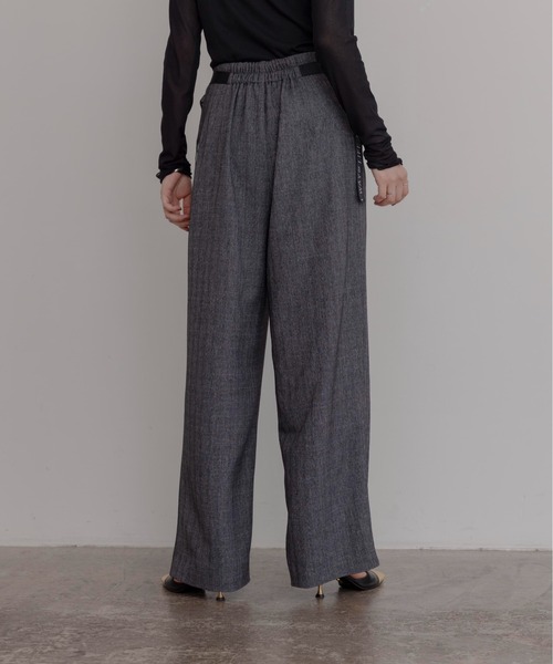 Eimee Law（エイミーロウ）の「ロゴテープベルト タックワイドパンツ（その他パンツ・レディース・ブラック/チャコールグレー/ダークベージュ/ブラウン/グレー系・38/FREE）」の19枚目の写真