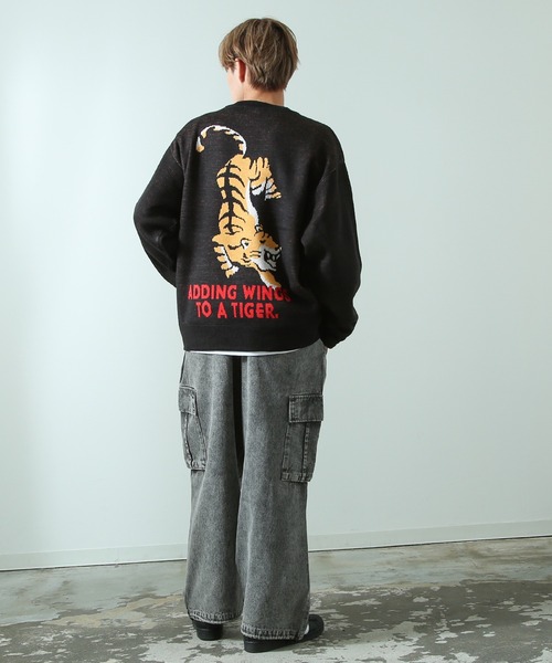 improves（インプローブス）の「グラフィック ジャガード クルーネック