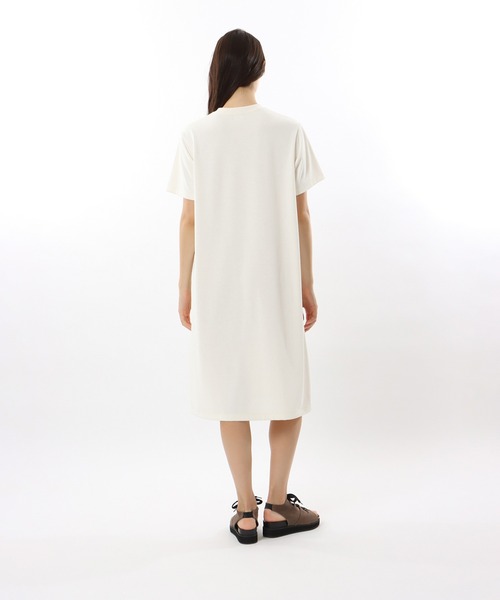 Champion(チャンピオン)の「【Champion/チャンピオン】レディース ワンピース(ワンピース・レディース・オフホワイト/ダークグリーン/ブラック・MEDIUM/LARGE)」の6枚目の写真