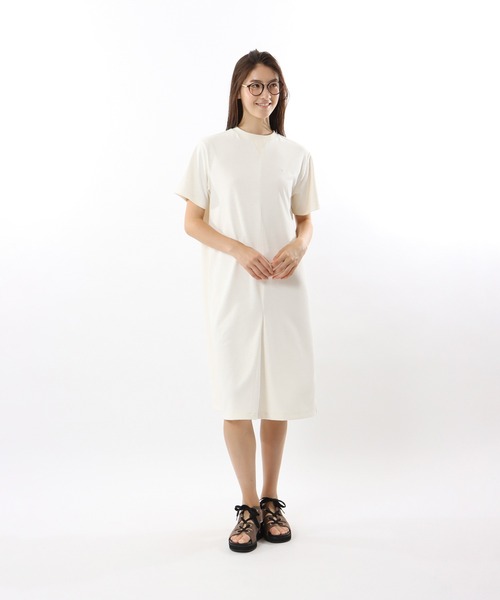 Champion(チャンピオン)の「【Champion/チャンピオン】レディース ワンピース(ワンピース・レディース・オフホワイト/ダークグリーン/ブラック・MEDIUM/LARGE)」の9枚目の写真