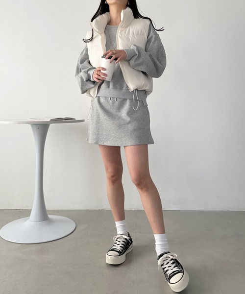 CLEA（クレア）の「コンパクトショート丈ファスナー中綿ダウンベスト（ダウンベスト・レディース・ブラック/アイボリー/ブラウン・FREE）」の11枚目の写真