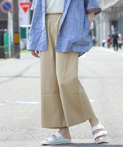 KRIFF MAYER Lady's Collection(クリフメイヤーレディースコレクション)の「冷感ロハテコフレアパンツ(その他パンツ・レディース・チャコール/ベージュ/サンドベージュ/ダークブルー/ネイビー/カラフル/ブラック/オフホワイト/ナチュラル/ブルー・MEDIUM/LARGE)」の5枚目の写真