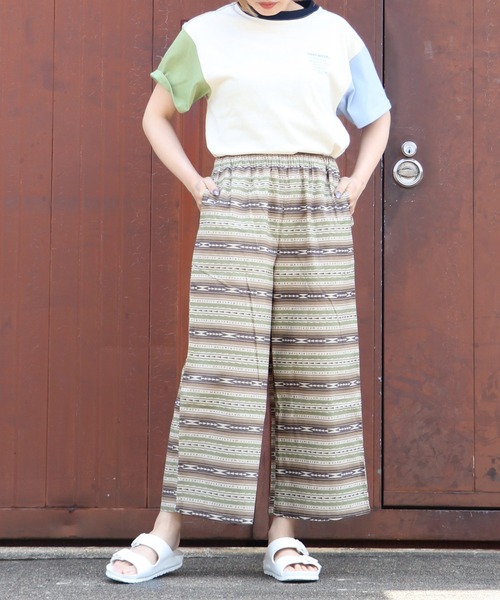 KRIFF MAYER Lady's Collection(クリフメイヤーレディースコレクション)の「冷感ロハテコフレアパンツ(その他パンツ・レディース・チャコール/ベージュ/サンドベージュ/ダークブルー/ネイビー/カラフル/ブラック/オフホワイト/ナチュラル/ブルー・MEDIUM/LARGE)」の2枚目の写真