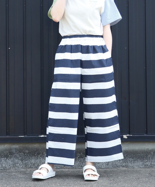 KRIFF MAYER Lady's Collection(クリフメイヤーレディースコレクション)の「冷感ロハテコフレアパンツ(その他パンツ・レディース・チャコール/ベージュ/サンドベージュ/ダークブルー/ネイビー/カラフル/ブラック/オフホワイト/ナチュラル/ブルー・MEDIUM/LARGE)」の8枚目の写真