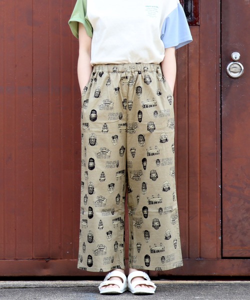 KRIFF MAYER Lady's Collection(クリフメイヤーレディースコレクション)の「冷感ロハテコフレアパンツ(その他パンツ・レディース・チャコール/ベージュ/サンドベージュ/ダークブルー/ネイビー/カラフル/ブラック/オフホワイト/ナチュラル/ブルー・MEDIUM/LARGE)」の6枚目の写真