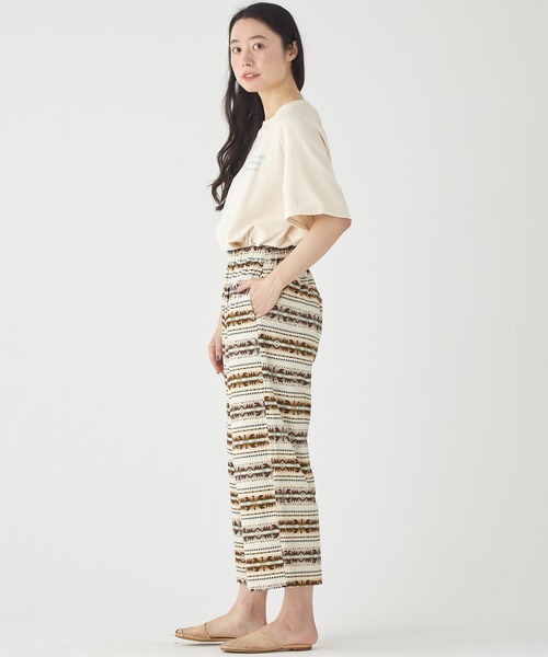 KRIFF MAYER Lady's Collection(クリフメイヤーレディースコレクション)の「冷感ロハテコフレアパンツ(その他パンツ・レディース・チャコール/ベージュ/サンドベージュ/ダークブルー/ネイビー/カラフル/ブラック/オフホワイト/ナチュラル/ブルー・MEDIUM/LARGE)」の13枚目の写真