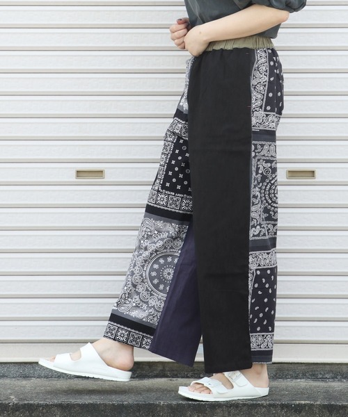 KRIFF MAYER Lady's Collection(クリフメイヤーレディースコレクション)の「冷感ロハテコフレアパンツ(その他パンツ・レディース・チャコール/ベージュ/サンドベージュ/ダークブルー/ネイビー/カラフル/ブラック/オフホワイト/ナチュラル/ブルー・MEDIUM/LARGE)」の16枚目の写真