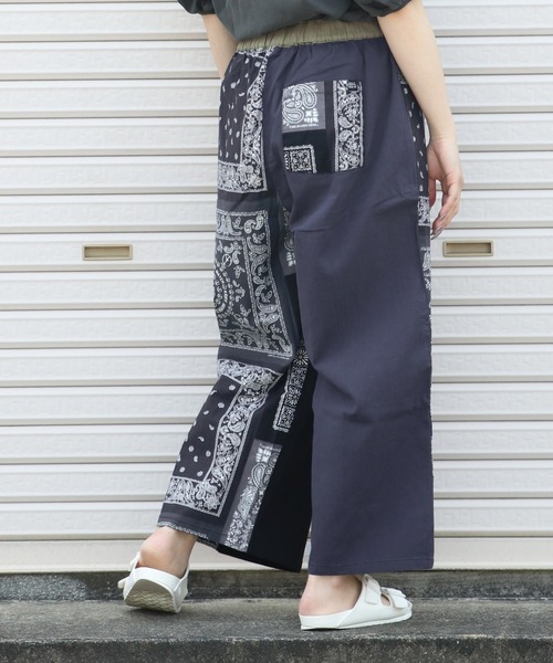 KRIFF MAYER Lady's Collection(クリフメイヤーレディースコレクション)の「冷感ロハテコフレアパンツ(その他パンツ・レディース・チャコール/ベージュ/サンドベージュ/ダークブルー/ネイビー/カラフル/ブラック/オフホワイト/ナチュラル/ブルー・MEDIUM/LARGE)」の17枚目の写真