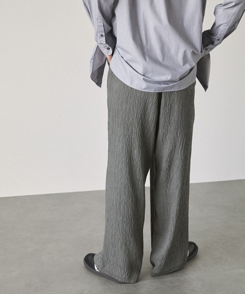 EMMA CLOTHES(エマクローズ)の「ランダムプリーツバギータックイージースラックスパンツ EMMA CLOTHES 2024SS(スラックス・メンズ・グレー/ブラック/ネイビー/ブラウン/アイボリー・S/M/L)」の22枚目の写真