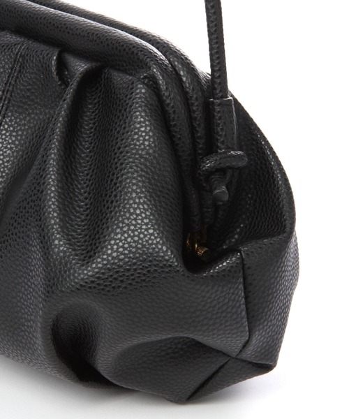 studio CLIP（スタディオクリップ）の「ガバッと開く合皮ショルダー（ショルダーバッグ・レディース・オフホワイト/ライトブラウン/ブラック・FREE）」の9枚目の写真