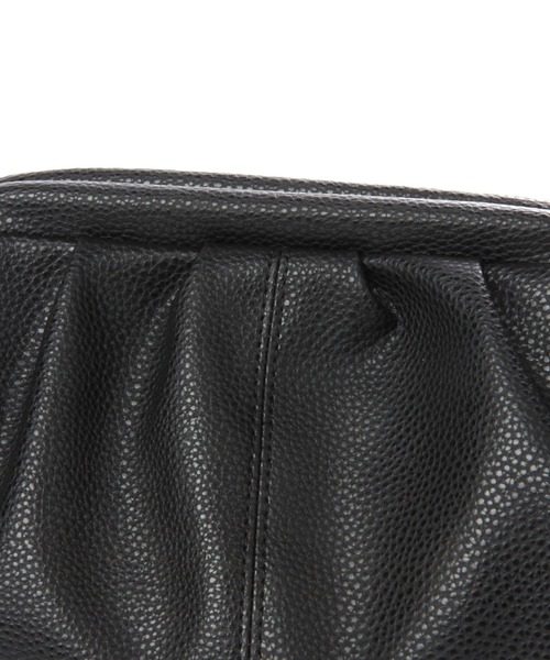 studio CLIP（スタディオクリップ）の「ガバッと開く合皮ショルダー（ショルダーバッグ・レディース・オフホワイト/ライトブラウン/ブラック・FREE）」の10枚目の写真