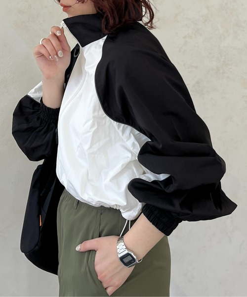 CPCM（シーピーシーエム）の「裾ドロスト配色トラックジャケット（ブルゾン・レディース・パープル/ブラック/オフホワイト・FREE）」の15枚目の写真