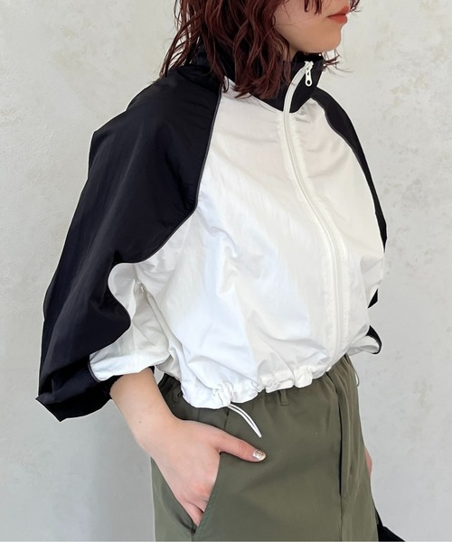 CPCM（シーピーシーエム）の「裾ドロスト配色トラックジャケット（ブルゾン・レディース・パープル/ブラック/オフホワイト・FREE）」の17枚目の写真