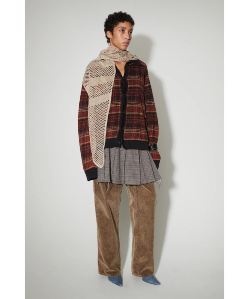 Our Legacy（アワーレガシー）の「OUR LEGACY TRIANGLE SCARF（バンダナ/スカーフ・メンズ・ベージュ・O/S）」の2枚目の写真