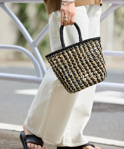 JOURNAL STANDARD（ジャーナルスタンダード）の「【BAGMATI/バグマティ】アバカトートバッグ（トートバッグ・レディース・チャコールグレー/ブラック/サックスブルー・FREE）」の2枚目の写真