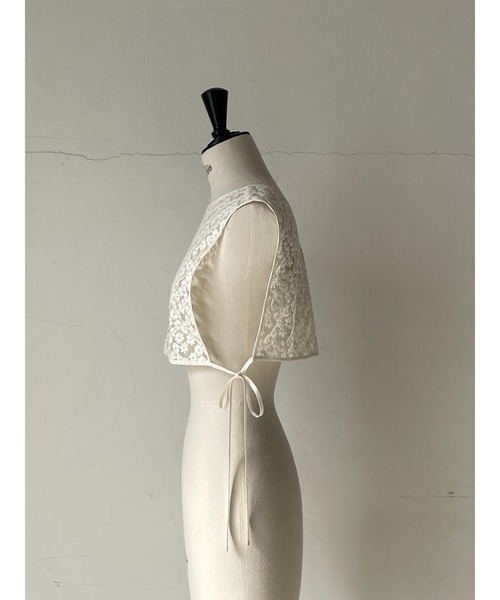 Heriter（エリテ）の「フラワーエンブロイダリージレ（ベスト）」 - WEAR