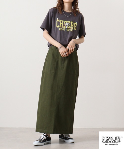 PEANUTS(ピーナッツ)の「PEANUTSプリント半袖Tシャツ(Tシャツ/カットソー・メンズ・ホワイト系/ライトオレンジ系/オフホワイト/グリーン/ネイビー/チャコール・M/L/LL)」の16枚目の写真