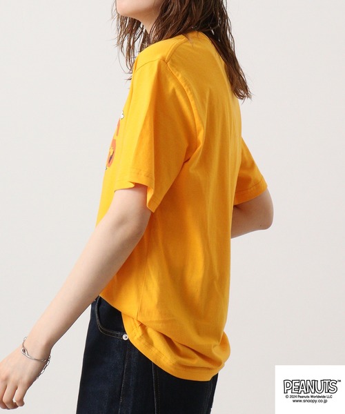 PEANUTS(ピーナッツ)の「PEANUTSプリント半袖Tシャツ(Tシャツ/カットソー・メンズ・ホワイト系/ライトオレンジ系/オフホワイト/グリーン/ネイビー/チャコール・M/L/LL)」の21枚目の写真